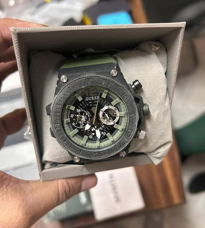 Wholesale Casual Watch Liquidation Pallets